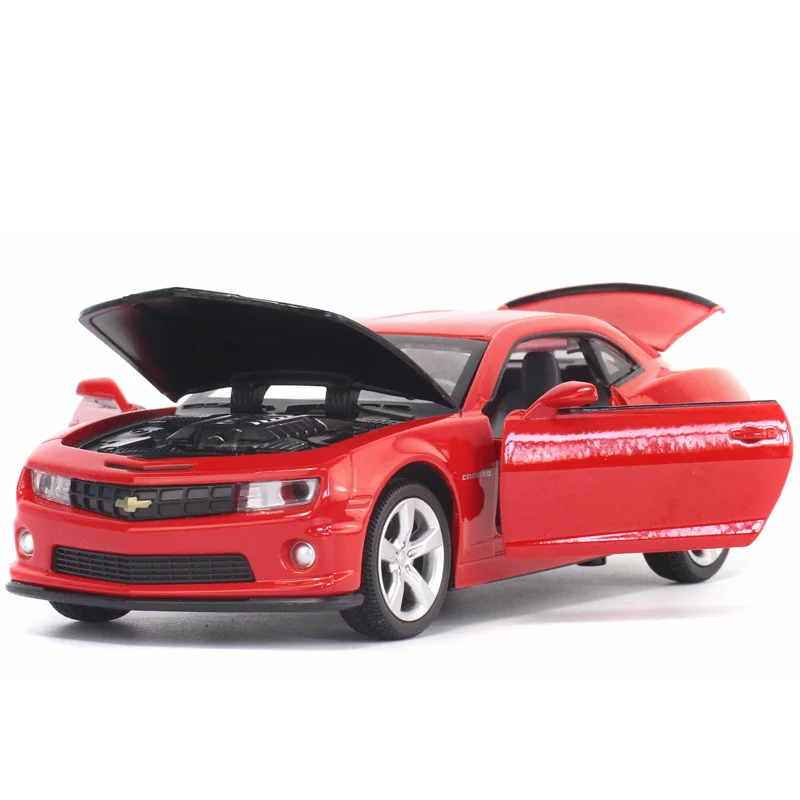 Simulazione 1:32 Chevrolet Camaro modello in lega, die-cast in metallo suono e luce tirare indietro auto sportive, squisito regalo, trasporto libero