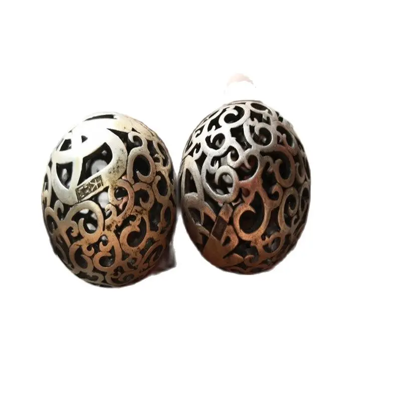 

China OLD Tibetan Silver Hollow Engraving Handball