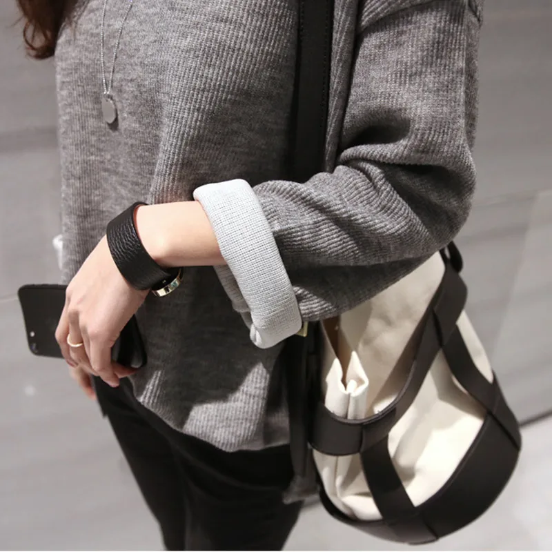 NEW Fashion Solid Women Messenger Bag Small Portable Bucket Bag Hollow Out Female Should Bag Casual Wild Ladies Crossbody Bag