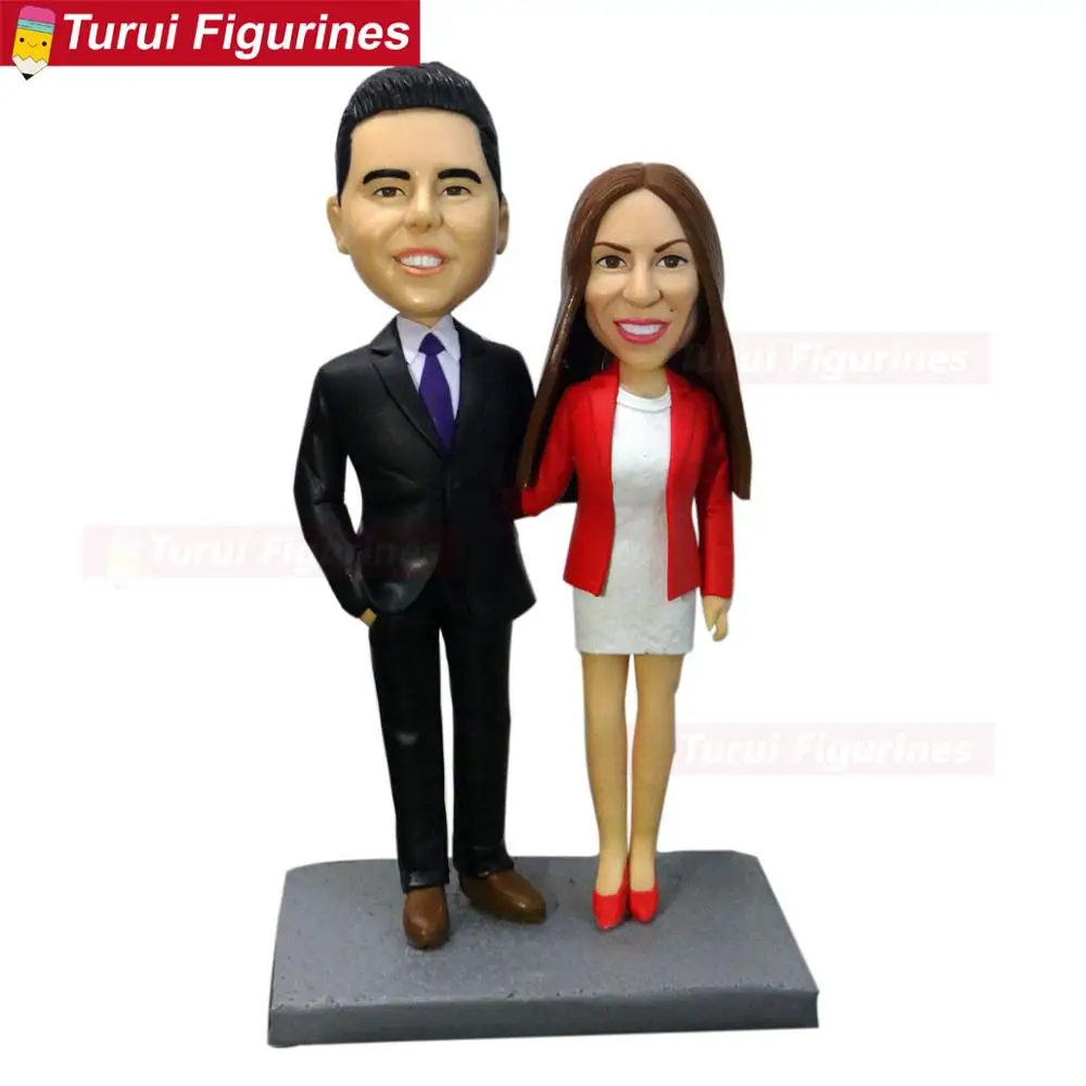 couple arm in arm figurines sculpture sculpt a clay figurine by china artist suppliers fully custom bobblehead dolls gift ideas