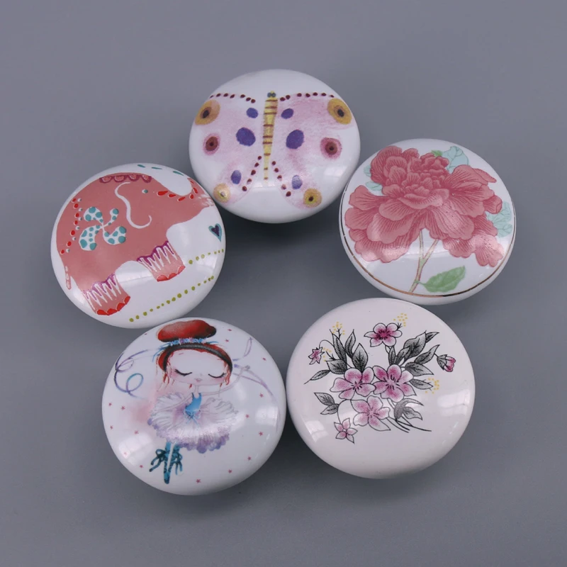 1x White cartoon Cabinet Cupboard Closet Dresser Handles Pulls Ceramic Knobs for Children Bedroom