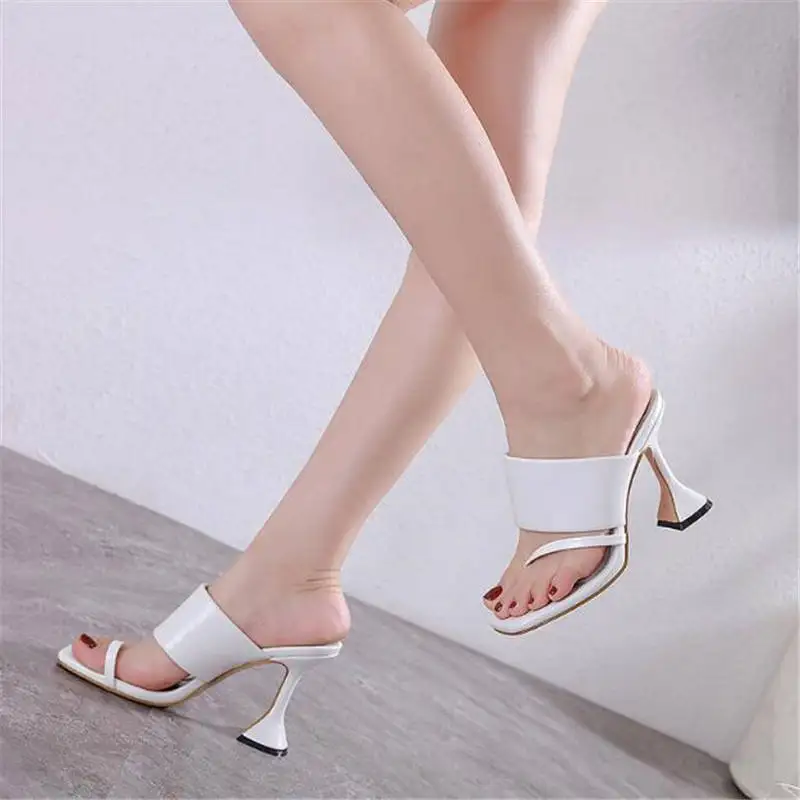 High Quality Pu Leather Sexy Clip Toe Women Slipper 2020 Summer New Outdoor Sandal Slides Elegant Ladies Dress Shoes