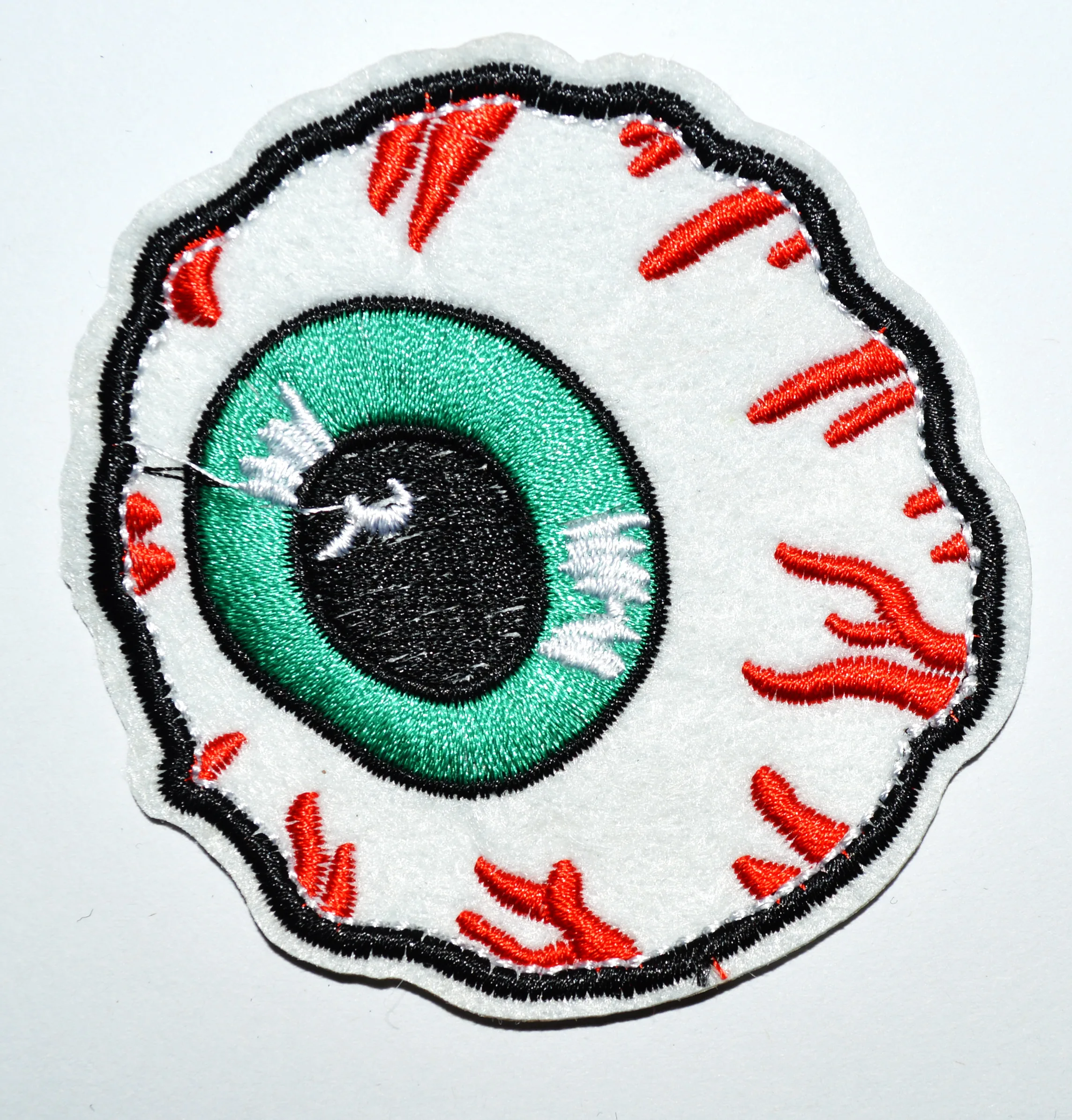 

Hot! Bloody eyeball punk rock embroidered iron on patch applique (≈ 7.8 * 7.8 cm)