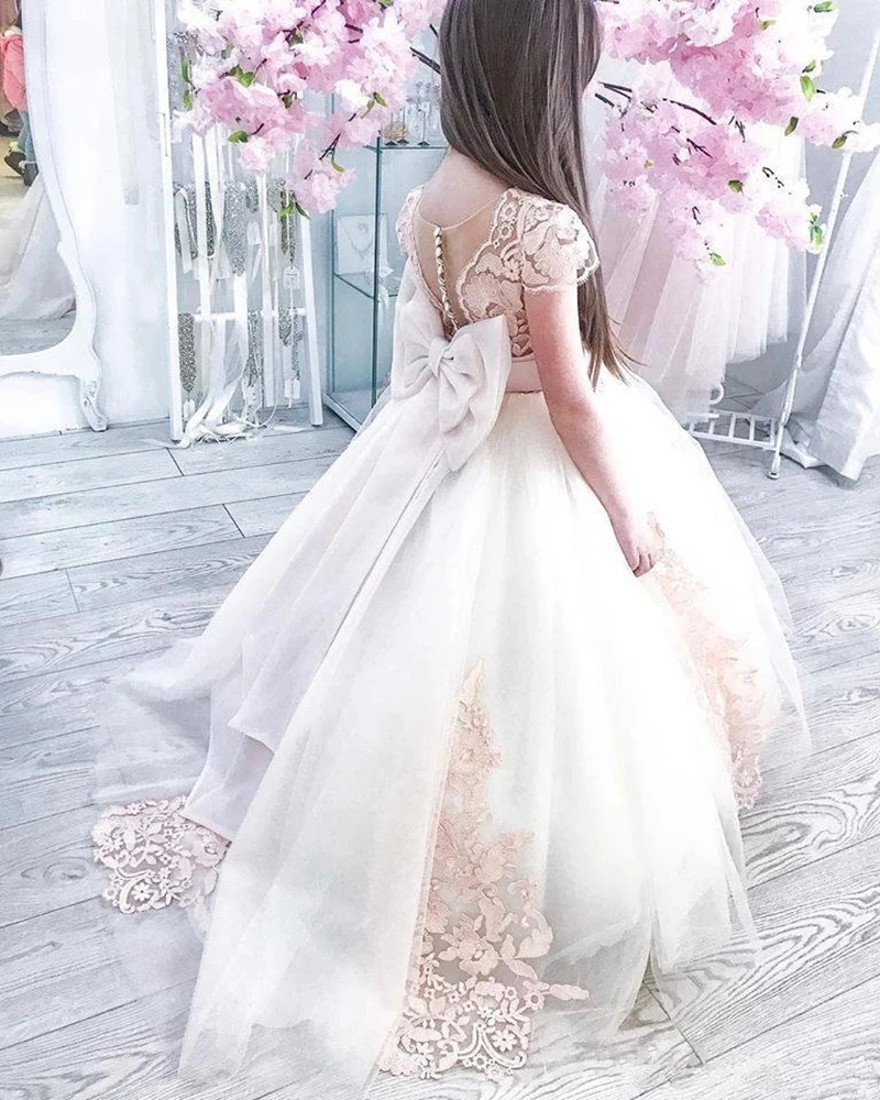 

Flower Girls Dresses Cap Sleeve Little Girl Toddlers Wedding Dresses Vintage Lace Pink Child Princess Communion Pageant Gowns