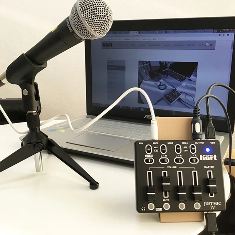 ميكروفون صغير من Just Mic IV مزود بـ 4 قنوات وهو عبارة عن 4 قنوات قابلة للحمل من النوع الوهمي مع إمكانية تشغيل صوت USB ذات طاقة وهمية