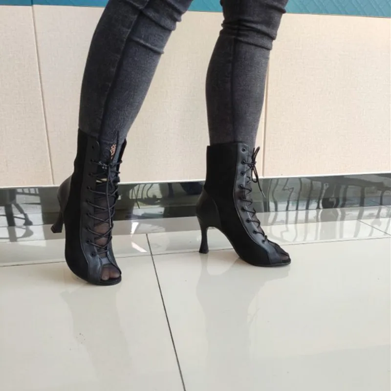 Zapatos de baile latino de salón personalizados para mujer, zapatos de baile de Salsa de Bachata de tacón alto negro para niñas, botas de baile modernas, zapatos de fiesta