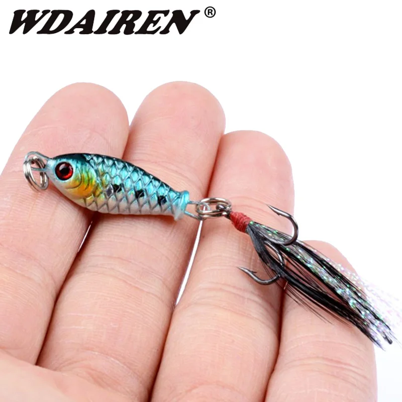 1Pcs Metal Casting Lead Bait Jig Spinning Sequins Fishing Lures 30mm 4.5g With Feather Treble Hook for Sea Bass Saltwater Tackle