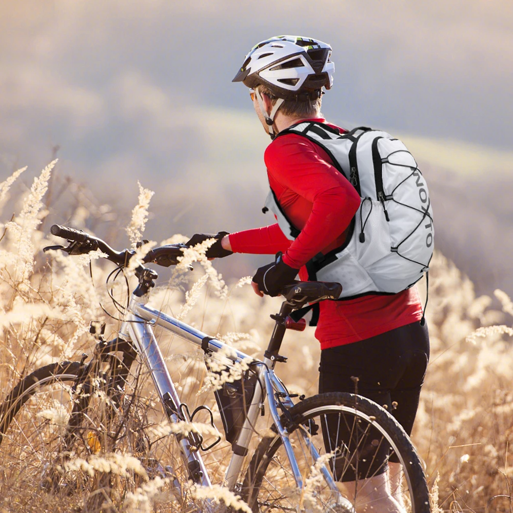 INOXTO-mochila de ciclismo para hombre y mujer, bolsa de agua de 15L, resistente al agua, transpirable, para casco de bicicleta, 2021