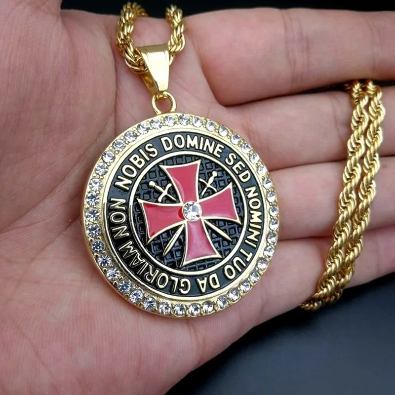 Christian Maltese Cross Symbol Men\'s Pendant Christian Crusader Holy Warrior Fashion Jewelry Necklace Religious Trend