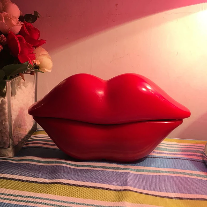 Lips Telephone Novelty Red, Pink, Rose Red Mouth Lip Shaped Phone Landline Desk Corded Phone for Home Hotel Office Decoration