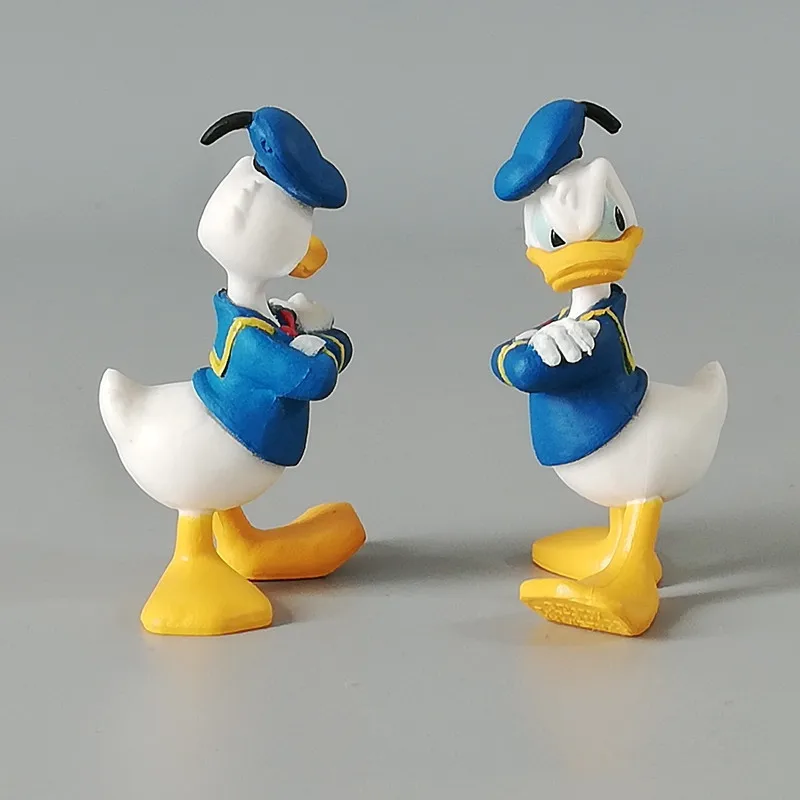 

Disney 2Pcs Donald Duck Mini Figures Diy Cake Decorations Micro Landscape Home Ornaments