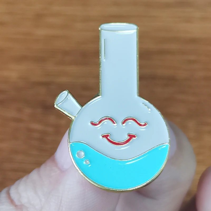 Happy Smile Face Bong Brooch Killer Acid Glass Pipe Jewerly