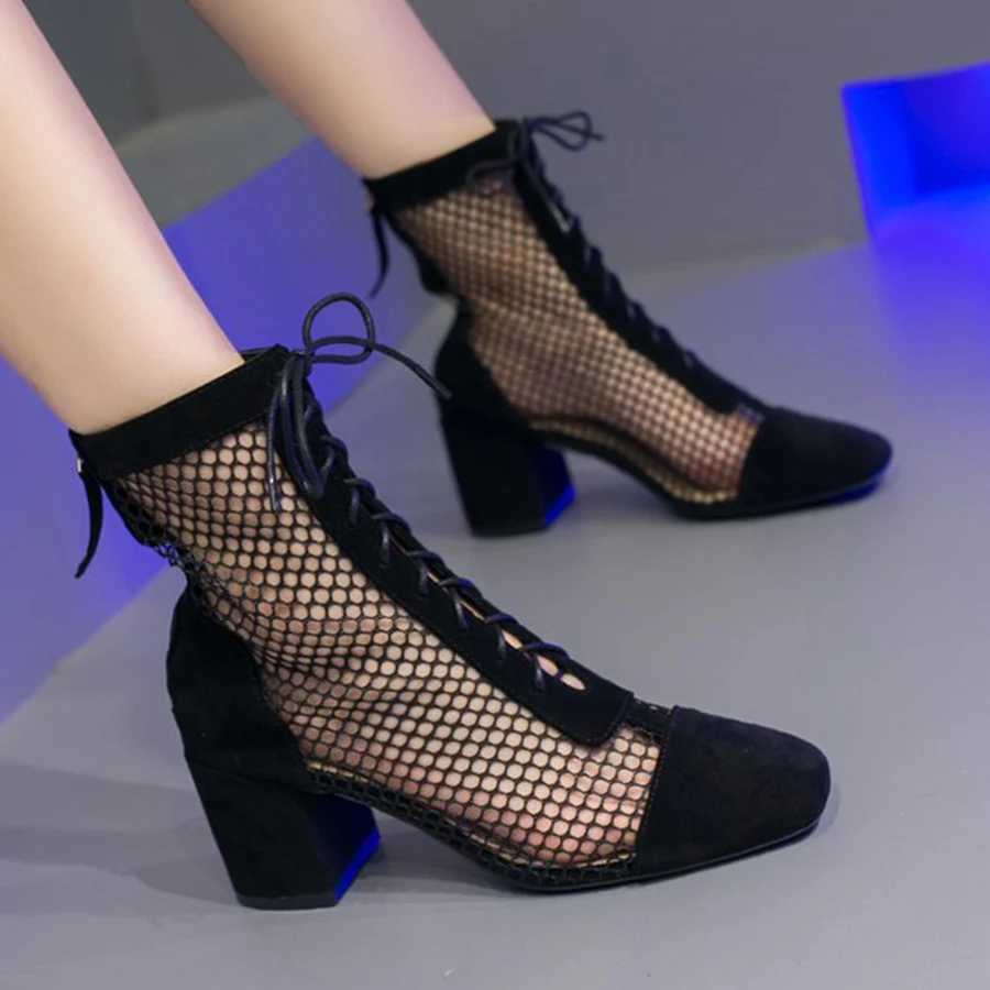 Zapatos romanos con cordones para mujer, sandalias sexys de malla con recortes, Punta puntiaguda, tacones altos, botas cortas largas de gamuza negra