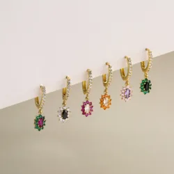 HECHENG,Zircon Earrings,Sweet Piercing Stud Earrings,Luxury Dazzling LadyJewelry ,Female Gift Wholesale