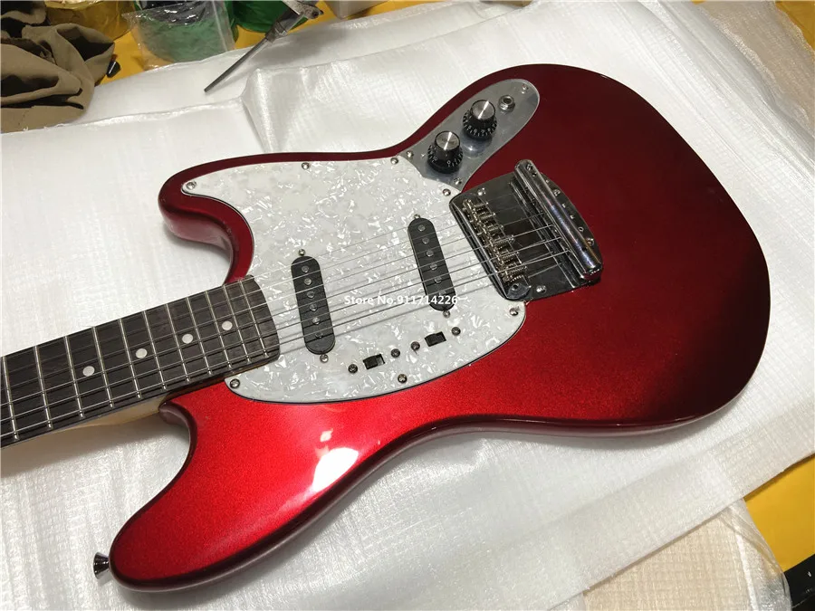 High quality customized version of 6-string electric guitar metal red can be customized free shipping