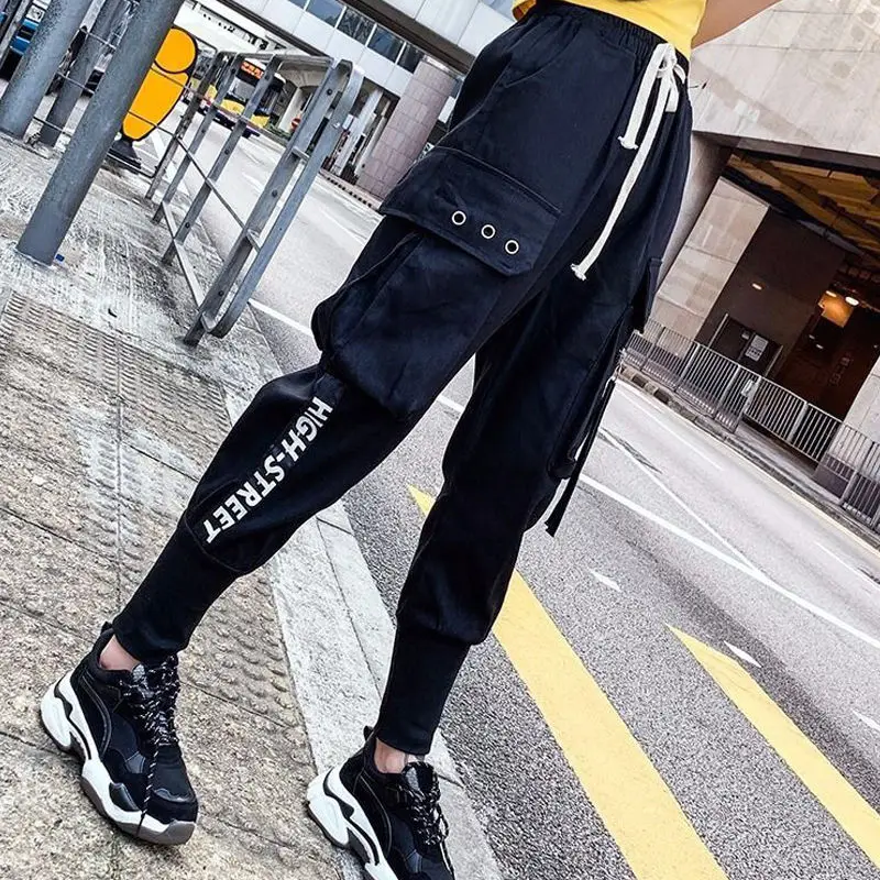 

Cargo Pants Women Hip Hop High Waist Ankle Banded Pants Black Camo Pants Loose Ankle-Length Pants Joggers Streetwear Pockets