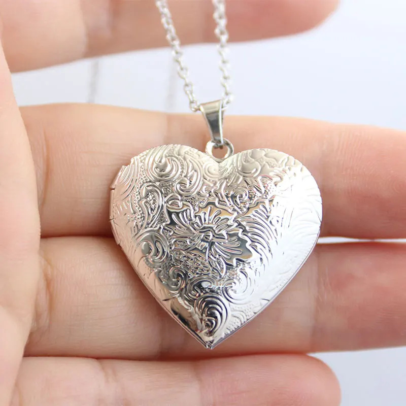 1pc Daisy Flowers Photo Frame Pendant Necklace Heart Charms Floating Locket Necklaces Women Men Fashion Memorial Jewelry
