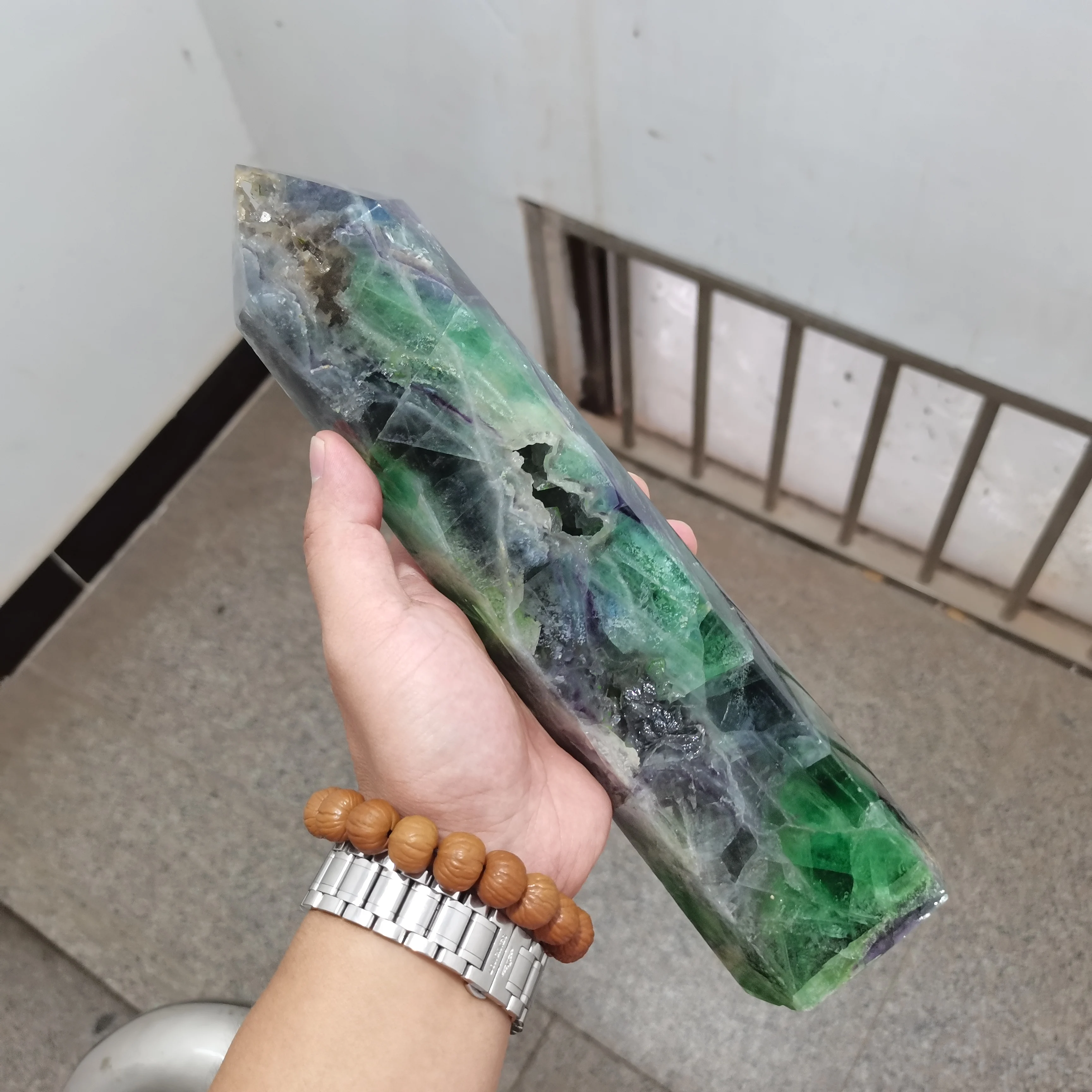 

30cm Super large beautiful natural crystal cave fluorite pillars and natural crystal reiki therapeutic furniture feng shui 1pcs