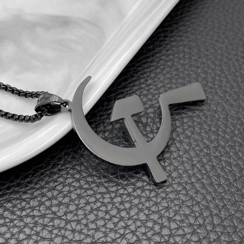 Fashion Titanium Steel Sickle Hammer Pendant Hipster Necklace Pendant Jewelry Hot Sale