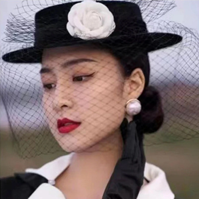 Vintage Wedding Hats Black Wedding Birdcage Veil White Camellia Wedding Accessories Hats for Bridal Elegant Bridal Headwear 2021