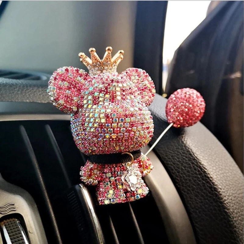 

Creative Cute Bear High-end Diamond-studded Car Air Outlet Perfume Bear Car Air Conditioning Aromatherapy Decoration