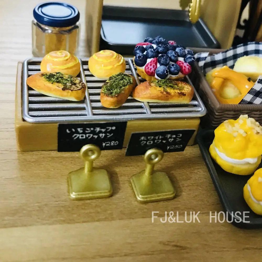 Cute 1:12 Scale Miniature Dollhouse Food Clay Bread Pie Puff Hamburger Dessert Pretend Play Kitchen Toys Accessories