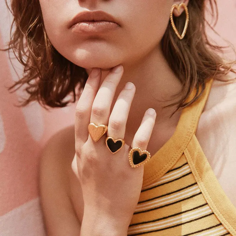 AENSOA Bohemian Heart Gold Color Rings for Women BOHO Love Heart Round Enamel Ring 2022 Female Finger Statement Fashion Jewelry