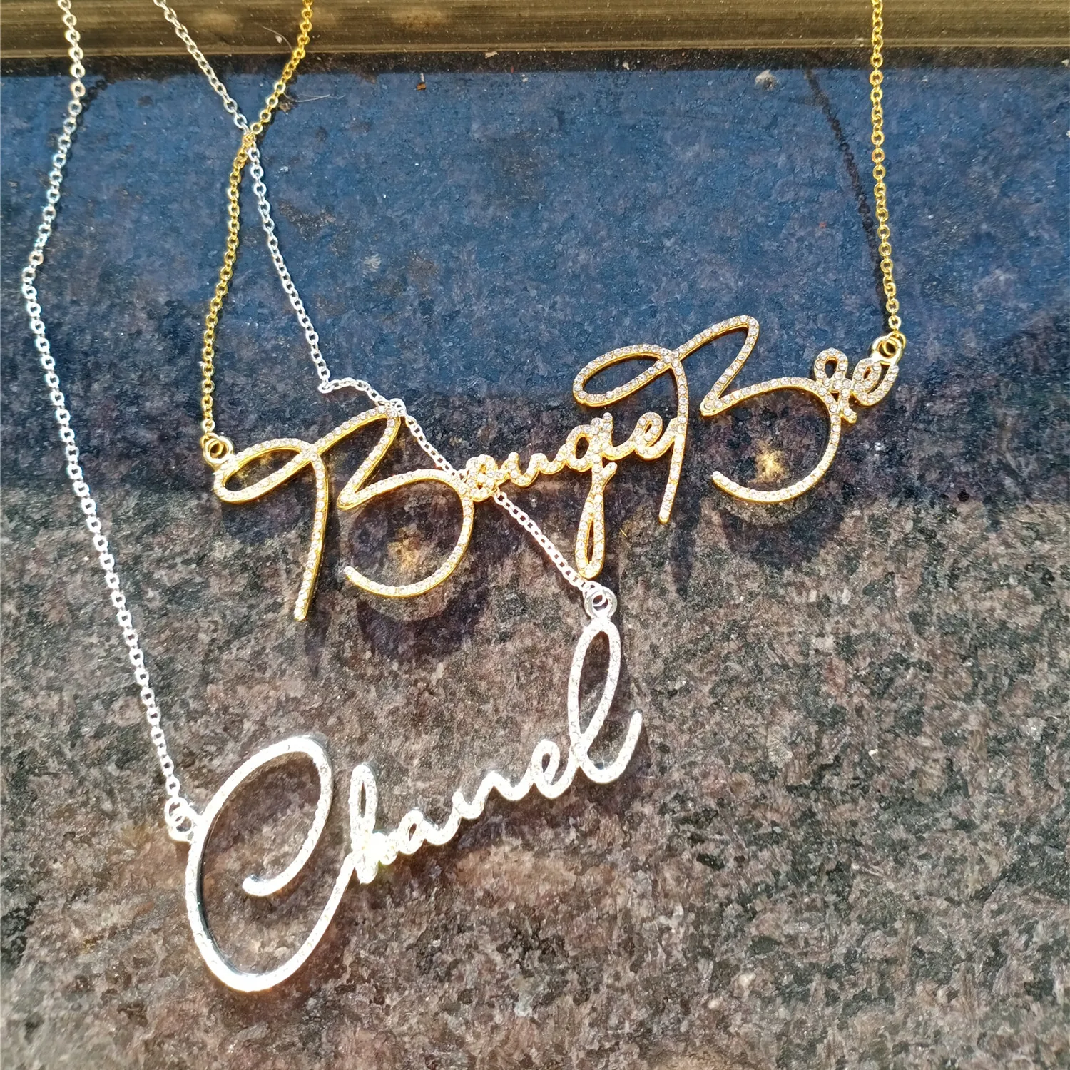 2021 New Trendy Custom Name Letters Necklaces for Women Zircon Thin Font Necklaces Personalized Name Pendant Necklaces AsGifts