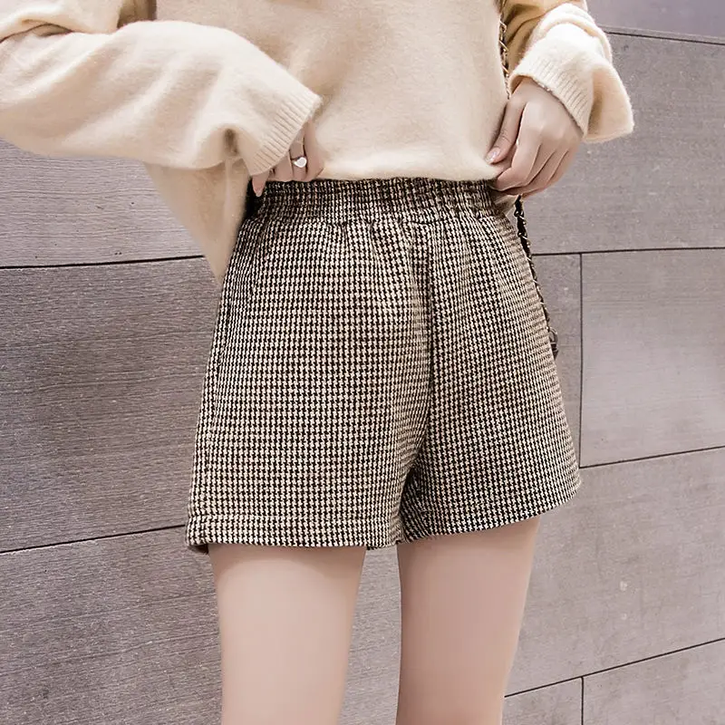 Autumn Winter Women Casual Thick Wool Shorts Female High Waist Short Wide Leg Short Pants Ladies Warm Loose Pockets Shorts A90