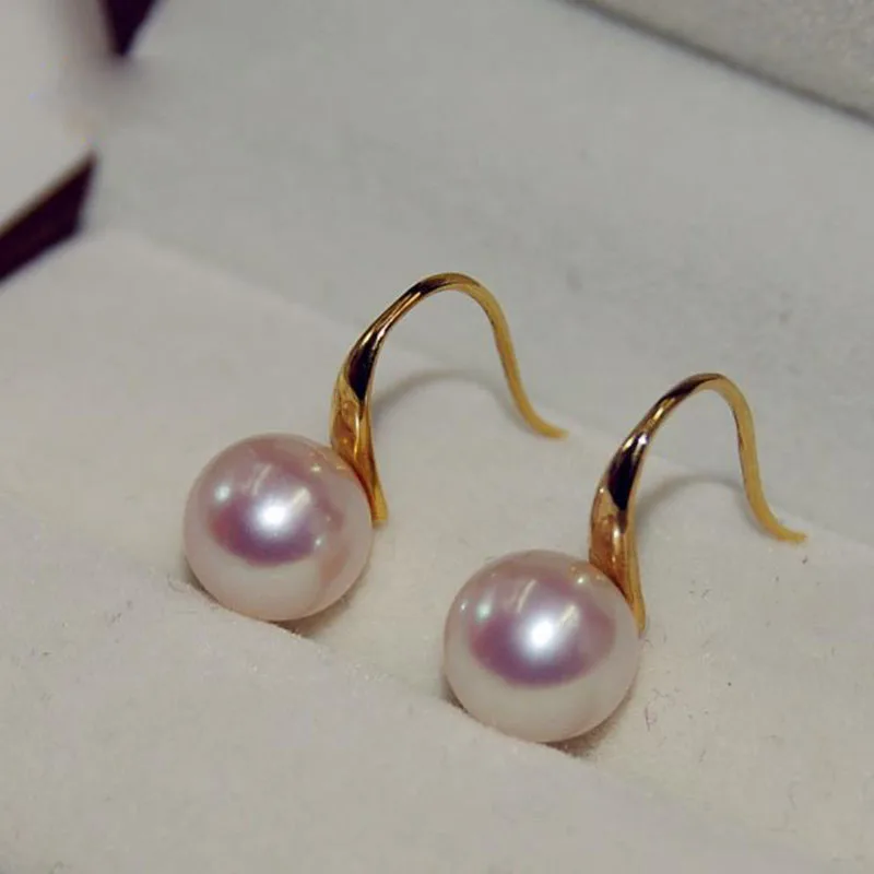 pair of AAA8.5-9mm Japanese round Akoya white pearl earring 18k