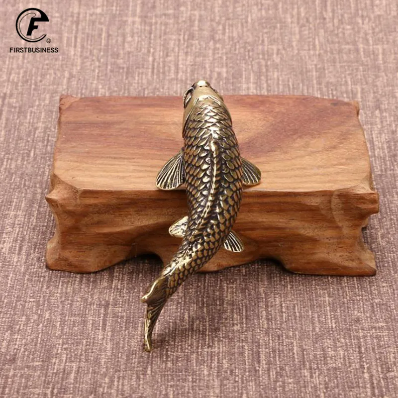 Solid Brass Fish Figurines Miniatures Antique Feng Shui Desktop Ornament Craft Simulation Carp Tea Pet Home Decoration Accessory