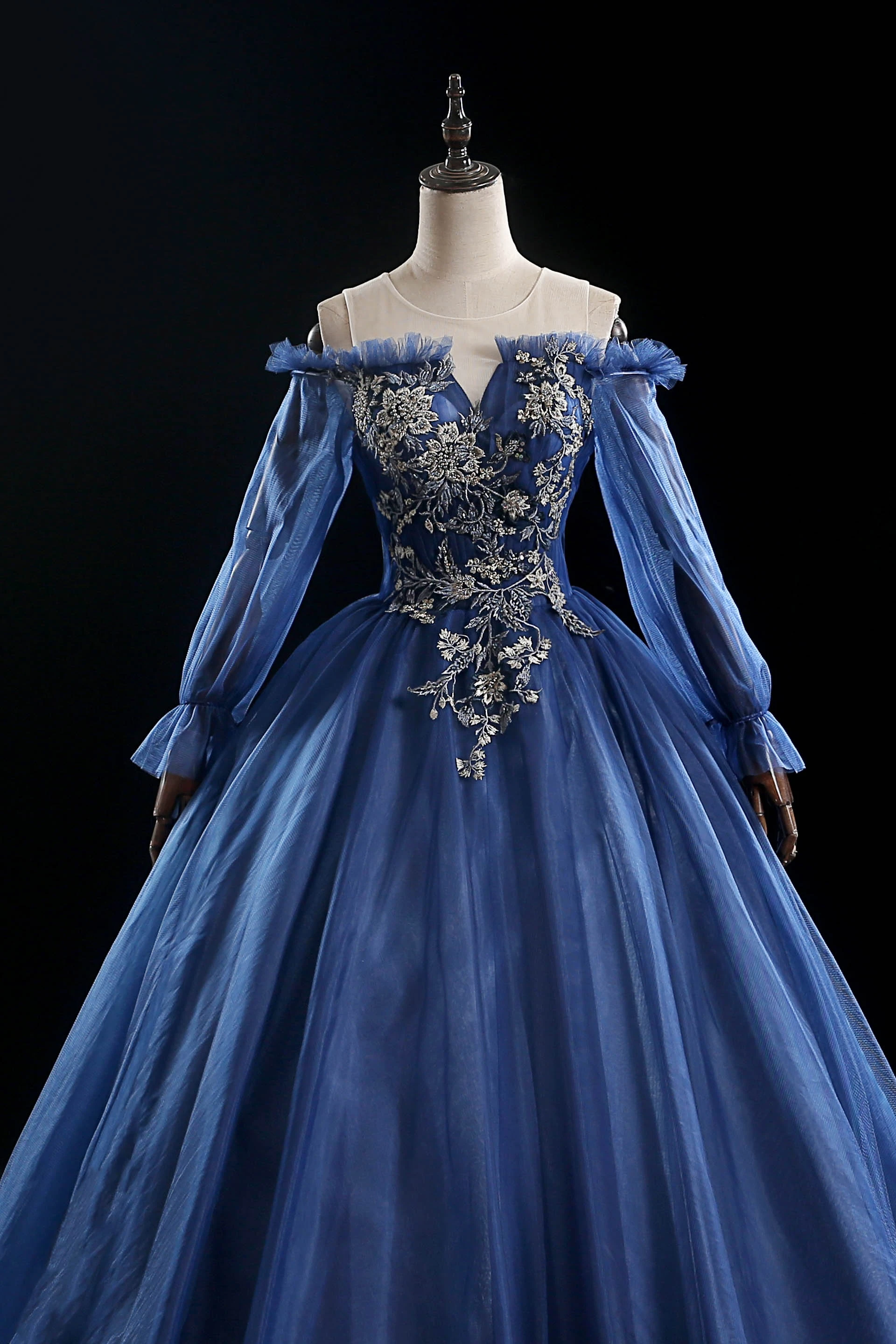 Royal blue แขนยาวเย็บปักถักร้อยลูกปัด rococo ball ชุดราตรียาว vintage ยุคกลางชุด Renaissance princess Victoria ชุด