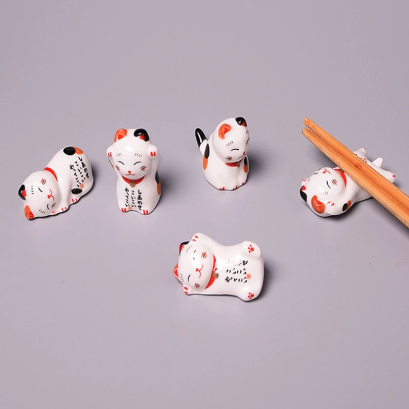 

100pcs Loverly Cat shape ceramic chopstick holders Plutus-cat Rack Home Decoration handicraft ornaments pen holder