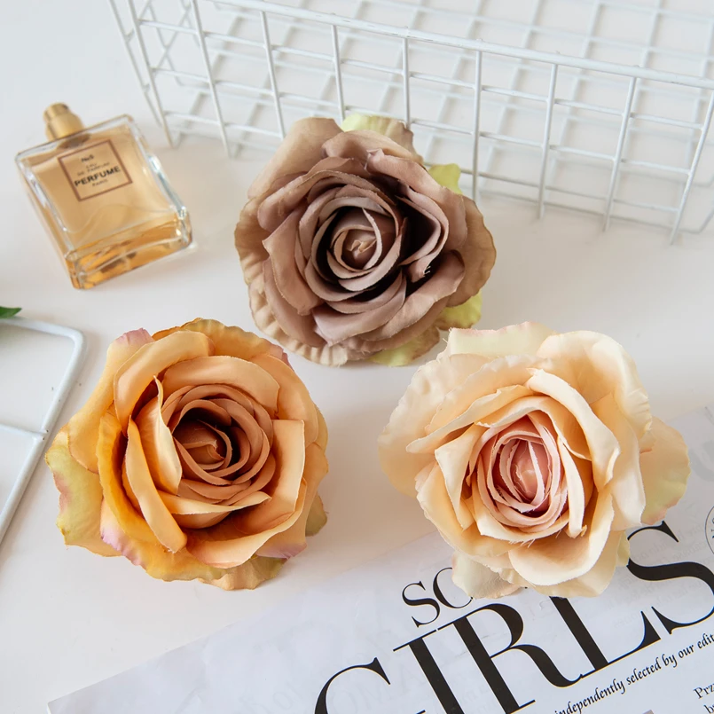 100 Stück Künstliche Blumen Seidenrosen Großhandel Scrapbook Brautaccessoires Ausverkauf Hochzeit Heimdekoration Partygirlande – Detail 5