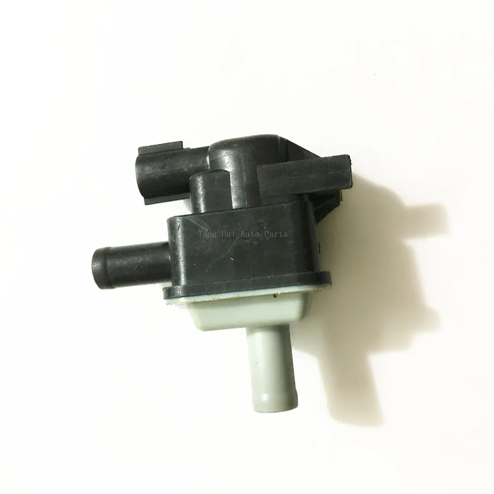 

XYQPSEW For Mazda steam tank purification valve PE01-18-751,136200-7230,160426-7