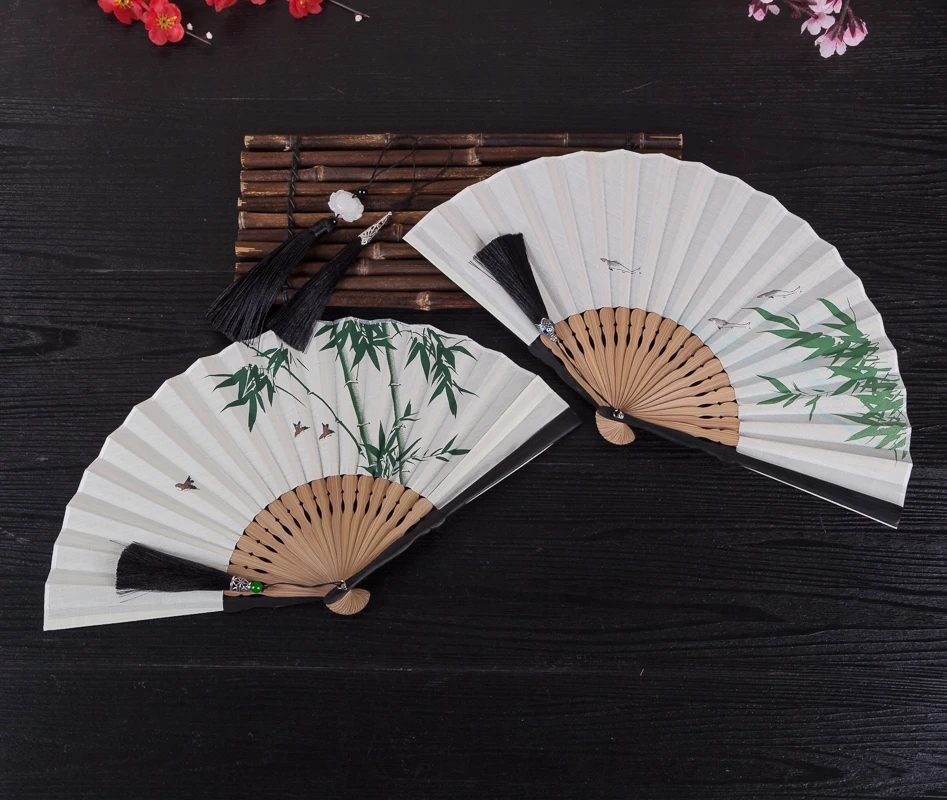 Chinese Wind Hand-Painted Cotton Fan Small Gentleman Fan Men And Women Folding Fan Ancient Wind Japanese Folding Fan Bamboo Gift
