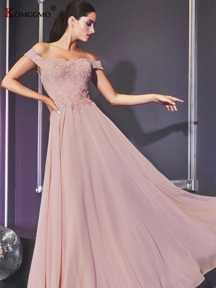 2023 New Arrival Off the Shoulder Embroidery Appliques Tulle A-Line Cocktail Evening Dress Elegant Boat Neck Bridesmaid Gown