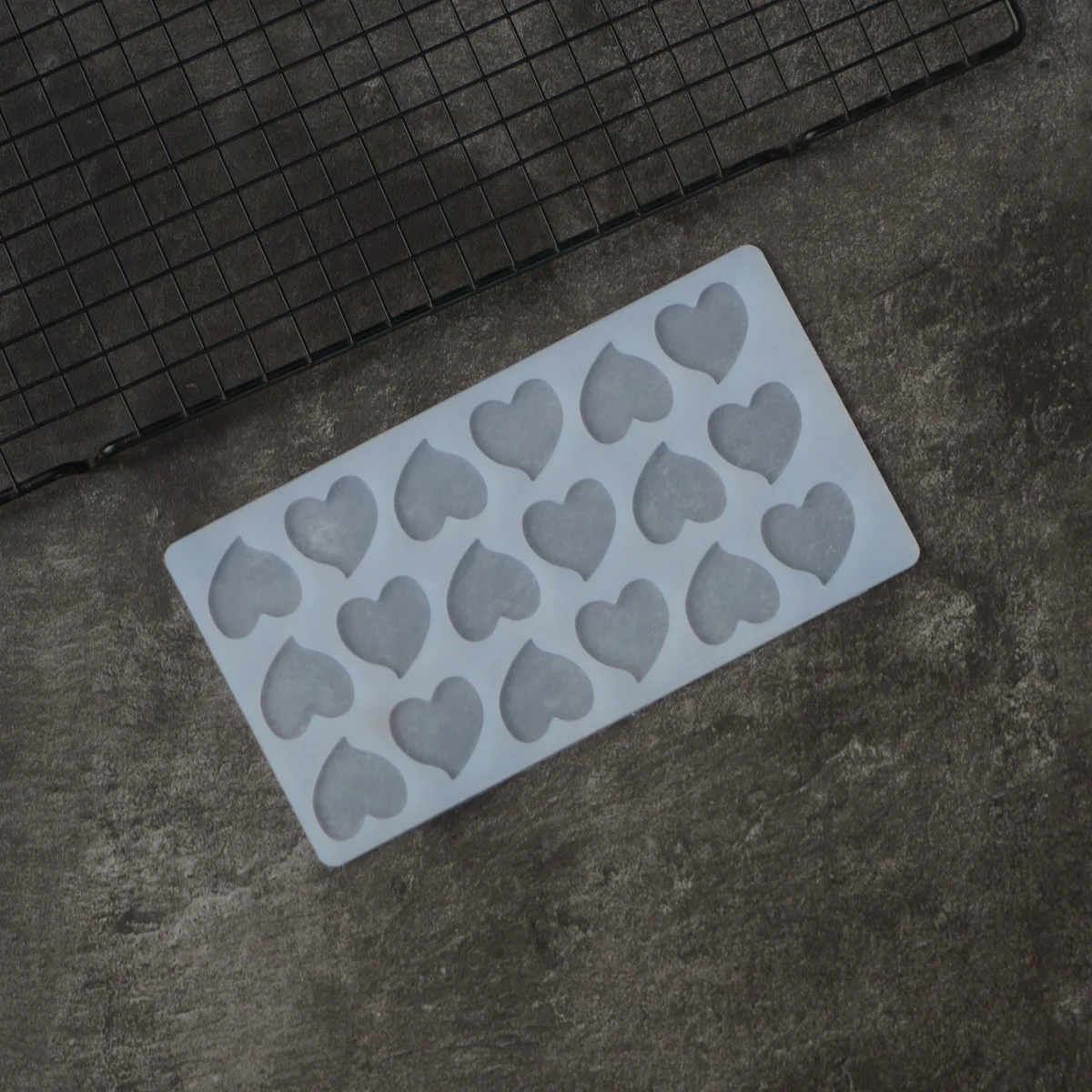 Small Heart Shape Chocolate Stencil Mold Cup Cake Topper Decorating Silicone Transfer Sheet Chablon DIY Dessert Garnish