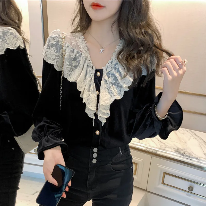 Vintage Black Velvet Blouse Women Spring Autumn Korean Ruffles Lace Patchwork Shirts Women Blouses Casual Tops blusas mujer