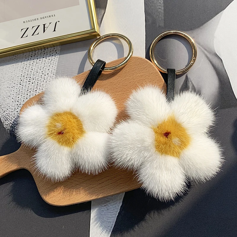 Women Cute Real Fur keychain Mink Omelette Sun Flower Fur Pendant Toys Bag Charm ornaments Car Key Metal Key Ring Trinket Gift