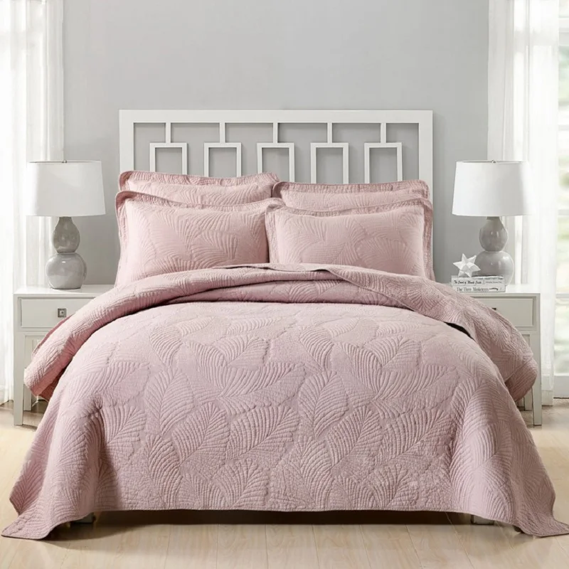 

CHAUSUB Classic Cotton Quilt Set Pink 3PC Bedspread on the Bed Embroidered Bed Cover King Size Summer Coverlet for Bed Comforter