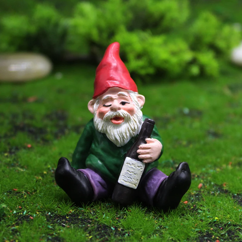 

Resin Naughty Garden Gnome Statue Christmas Dress Up DIY Garden Decoration Resin Gnome Decor Durable Garden Accessories Jardin