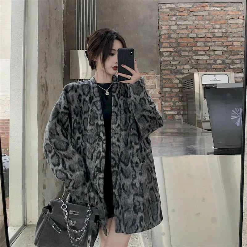 2022 new Korean retro leopard coat women High Street winter long-sleeved fashion wild mid-length woolen pattern leather Jacket