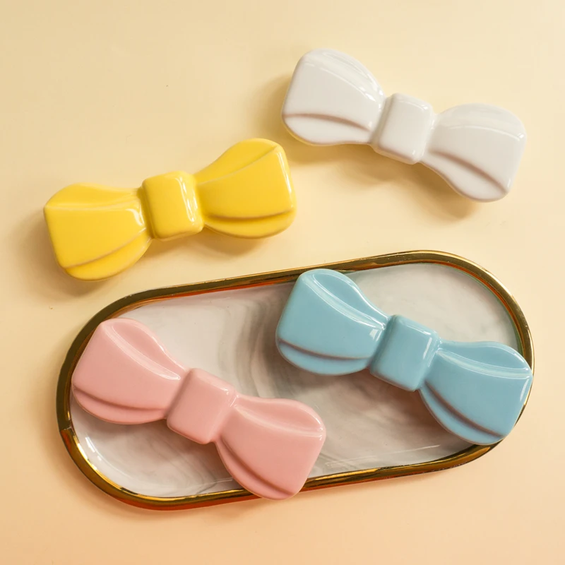 Lovely Bow Ceramics Cartoon Kids Room Furniture Handles For Cabinets And Drawers Child Door Baby Cupboards White Blue Yellow96mm