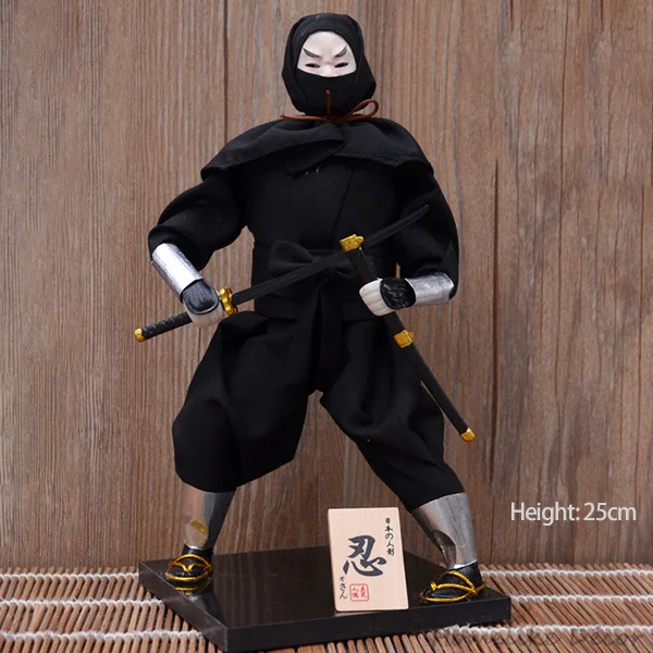 Muñeca Decorativa Samurái Japonesa – Guerrero Ninja Tradicional De Tela Y Madera, Artesanía Detallada, Ideal Para Decoración De Hogar Y Oficina Estilo Japonés