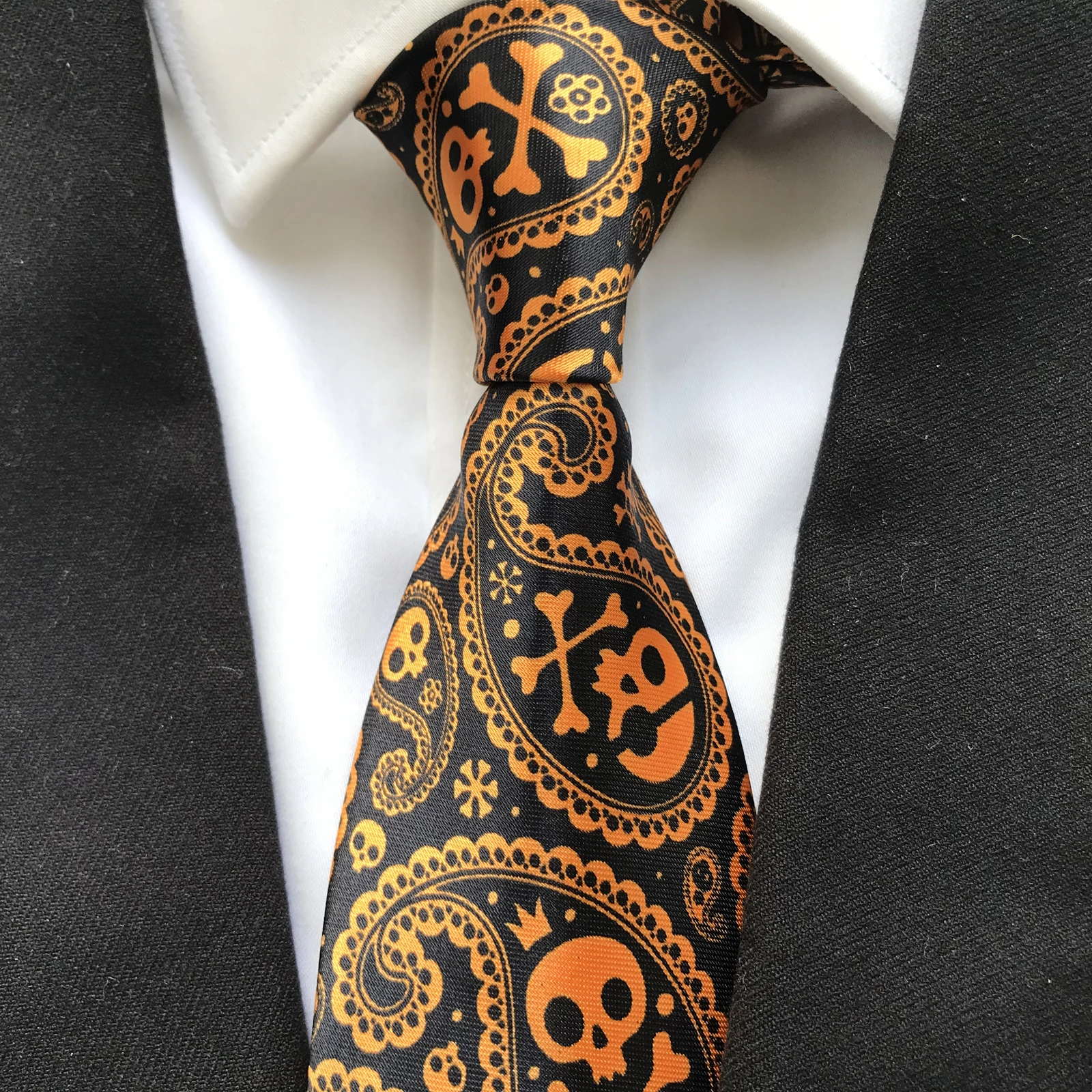 

Fashion Men Formal Printed Ties Black with Golden Skull Paisley Necktie Personality Gravata