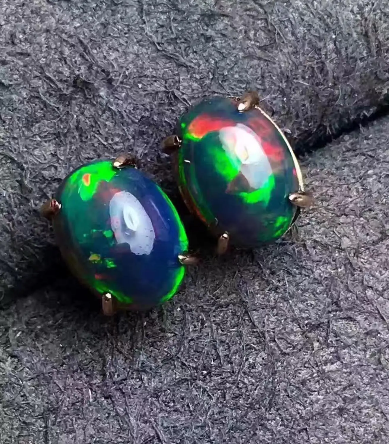 

Classic Natural and Real Fashion Black Opal earring Nature real Black opal Earring 925 sterling silver Fine jewelry