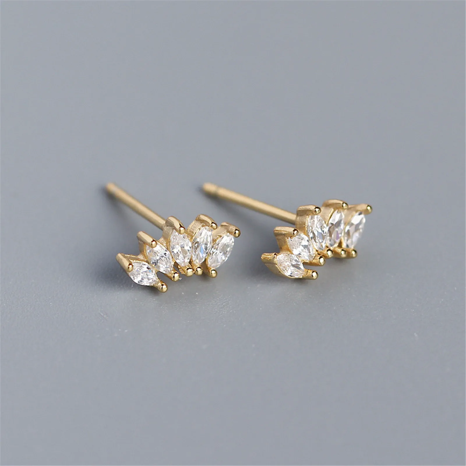 Fan Shape Sterling 925 Silver Stud Earrings with Horse Eyes' Zircon Diamond for Women Gold Color Ladies Jewelry Aretes