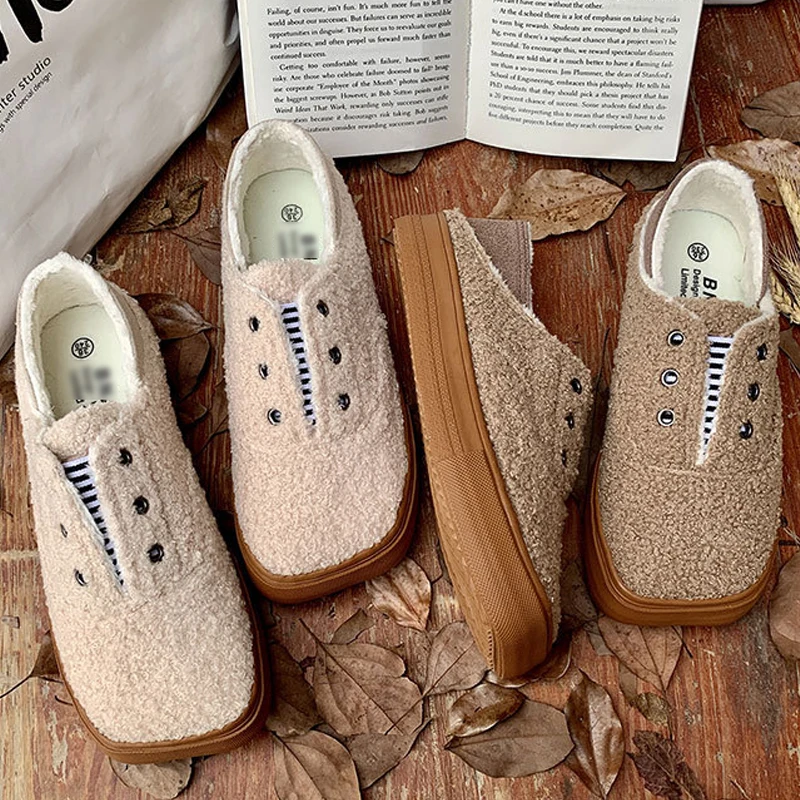 Furry Canvas Shoes Women Winter and Spring, Warm and Velvet Cotton Shoes Flat Bottom Low-Cut Non-Slip Women's Sneakers