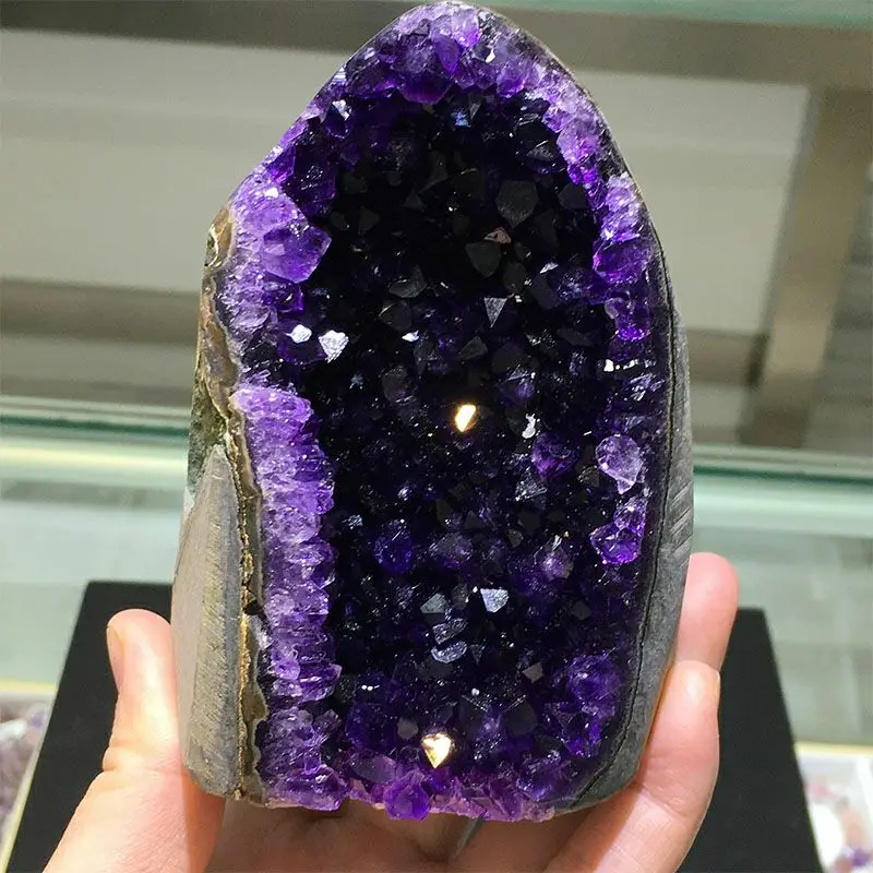 

1pcs Natural Amethyst Hole Quartz Purple Crystal Pretty Specimen Home Furnishing Decoration Stone Gift Energy Healing Crafts Or